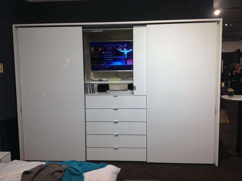 Schwebetürenschrank Stesha..